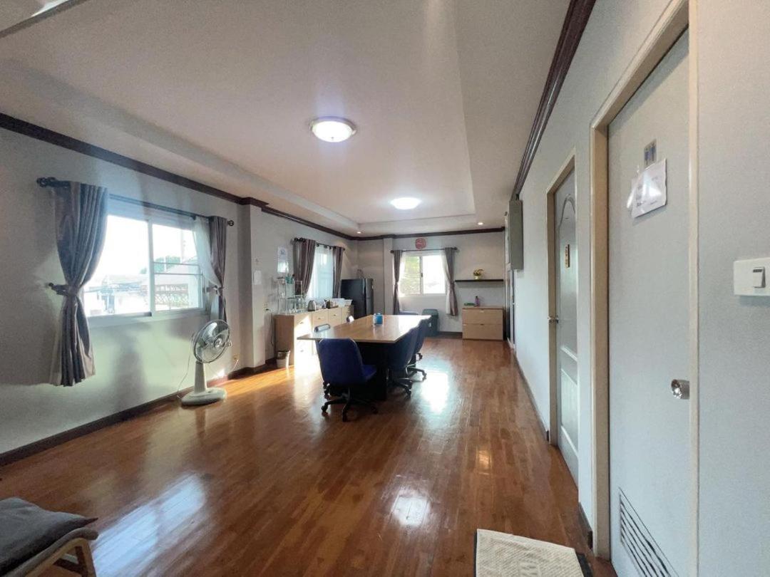 24 Hostel Donmuang กรุงเทพมหานคร ภายนอก รูปภาพ